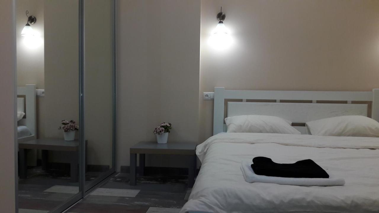 オデッサ 10 Fontana House Santoriniホステル エクステリア 写真